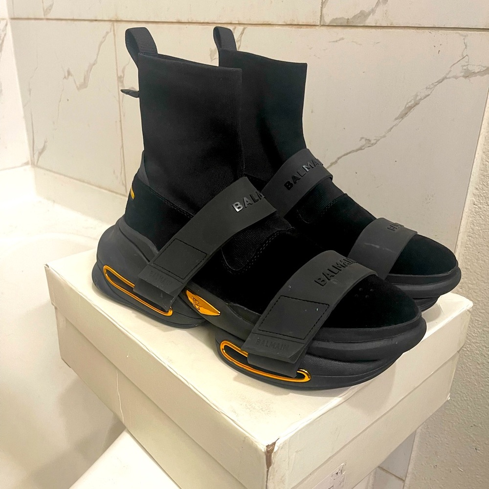 Lightly used Balmain B Bold sneakers. In like new condition